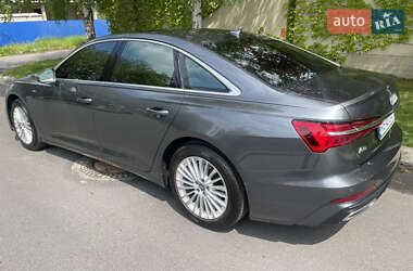 Седан Audi A6 2019 в 