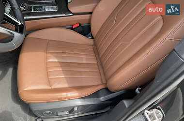 Седан Audi A6 2019 в 