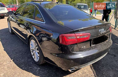 Седан Audi A6 2012 в 