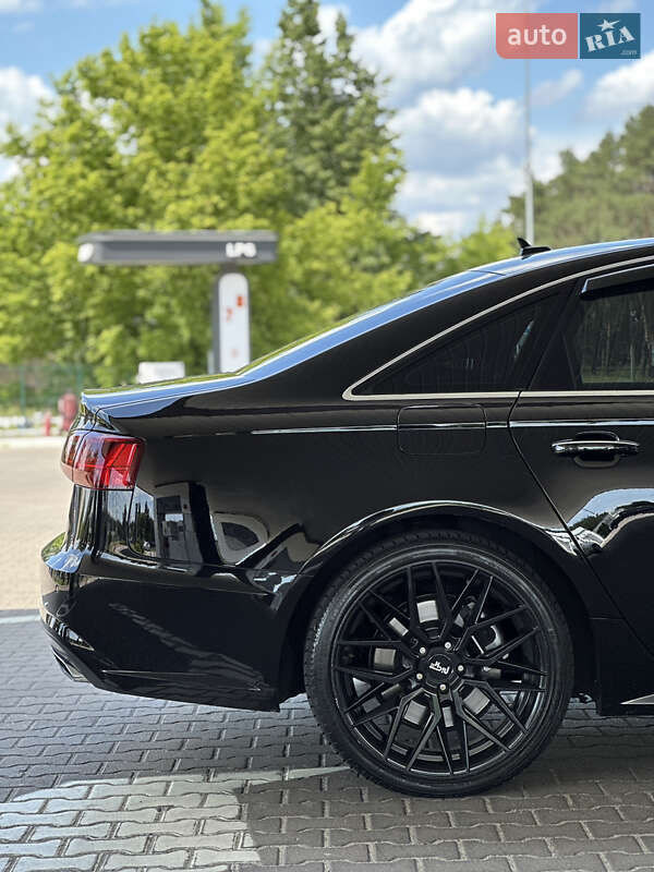 Седан Audi A6 2016 в Киеве