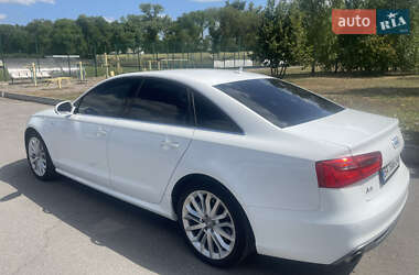 Седан Audi A6 2013 в 