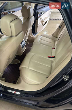 Седан Audi A6 2014 в 