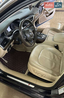Седан Audi A6 2014 в 