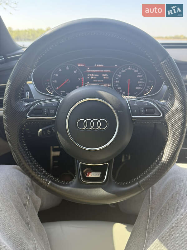 Седан Audi A6 2015 в Кременчуге