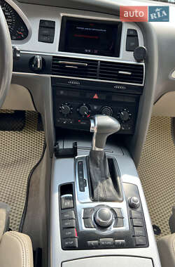 Седан Audi A6 2009 в 
