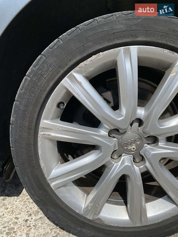 Седан Audi A6 2012 в Киеве