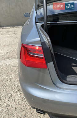 Седан Audi A6 2012 в 