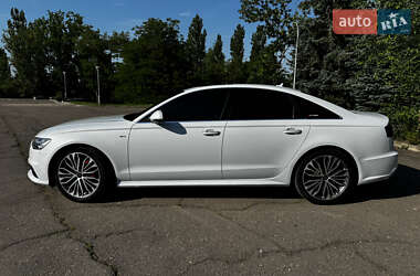 Седан Audi A6 2015 в 