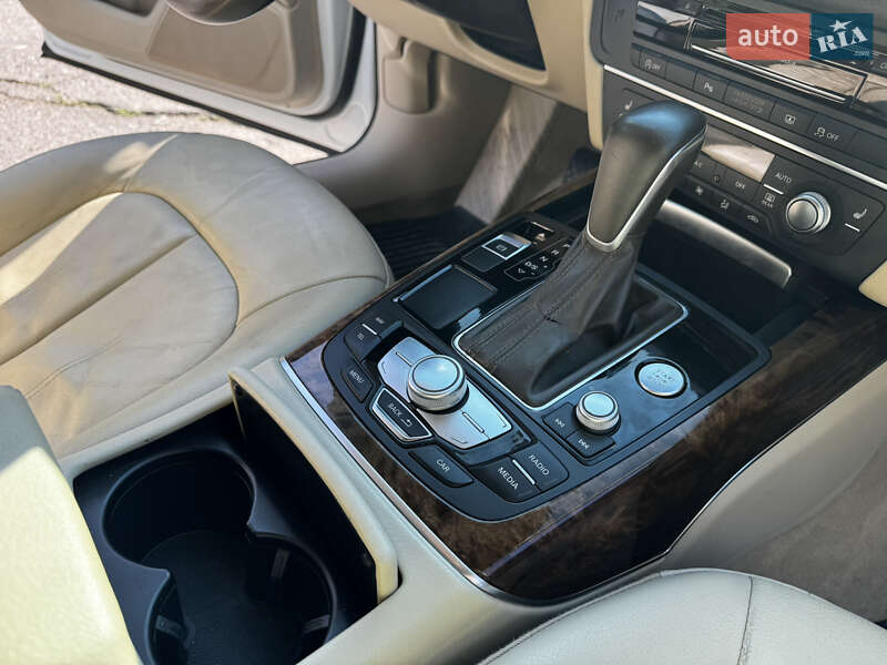 Седан Audi A6 2015 в Южноукраїнську