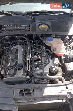 Седан Audi A6 1998 в 
