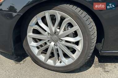 Седан Audi A6 2012 в 
