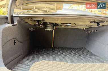 Седан Audi A6 2011 в 