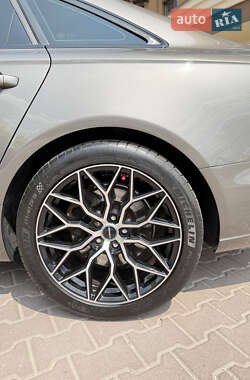 Седан Audi A6 2011 в 