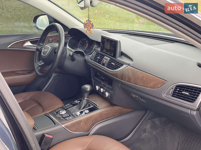 Седан Audi A6 2014 в Вышгороде