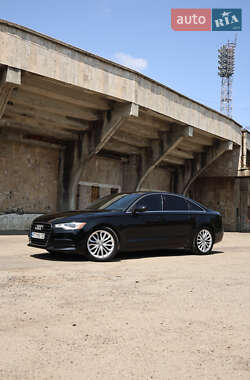 Седан Audi A6 2014 в 
