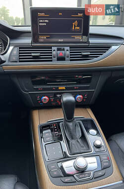 Седан Audi A6 2015 в 