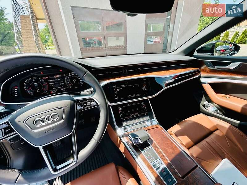 Седан Audi A6 2023 в Львові