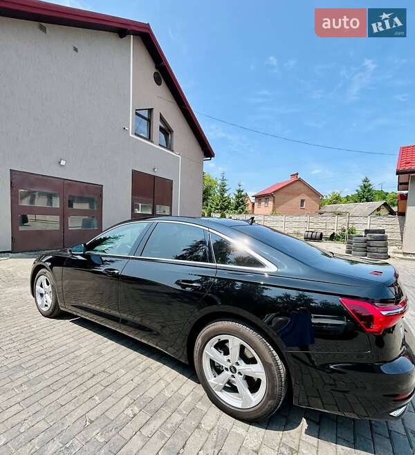 Седан Audi A6 2023 в Львові