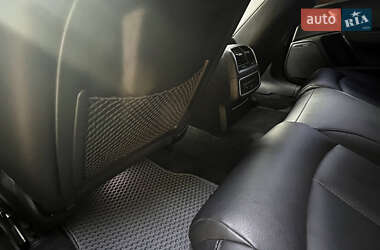 Седан Audi A6 2012 в 
