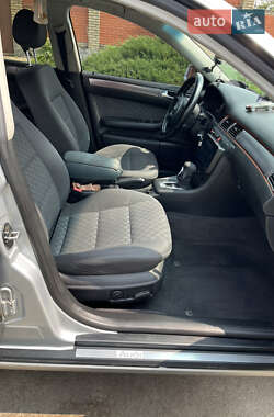 Универсал Audi A6 2003 в 