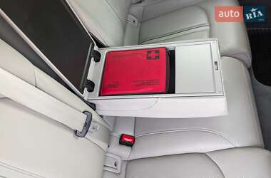 Универсал Audi A6 2015 в 