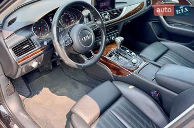 Седан Audi A6 2013 в 