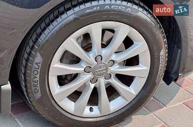 Седан Audi A6 2013 в 