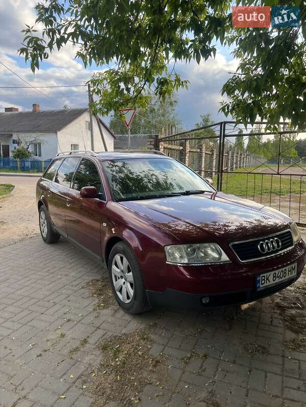 Универсал Audi A6 2000 в Вараше