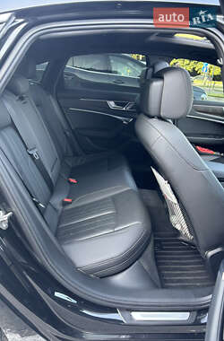 Седан Audi A6 2019 в 