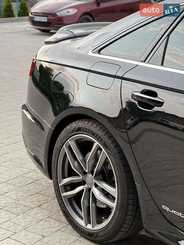 Седан Audi A6 2016 в Нововолинську