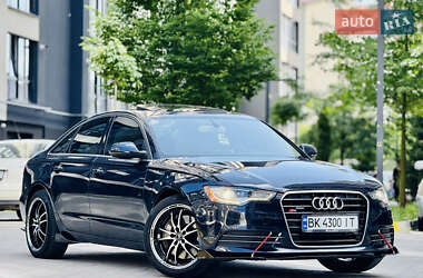 Седан Audi A6 2013 в 
