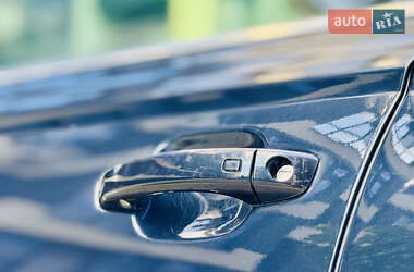 Седан Audi A6 2013 в 