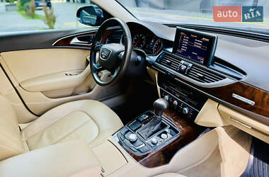 Седан Audi A6 2013 в 
