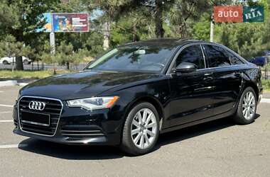 Седан Audi A6 2013 в 