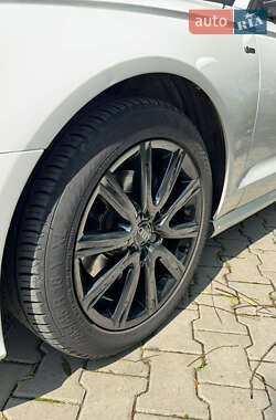Седан Audi A6 2012 в 