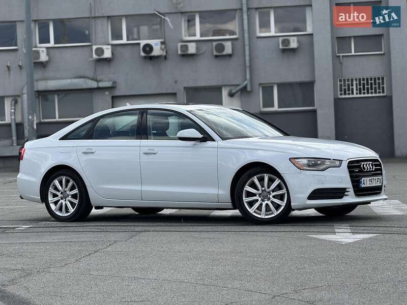Седан Audi A6 2014 в Киеве