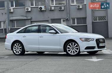 Седан Audi A6 2014 в 