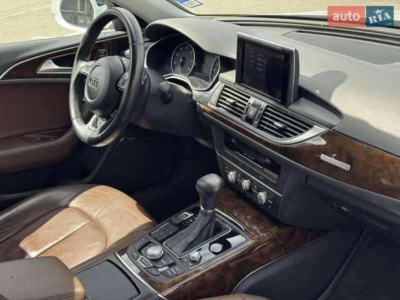 Седан Audi A6 2014 в Киеве