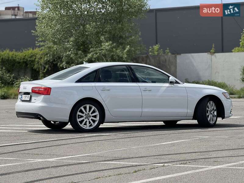 Седан Audi A6 2014 в Киеве