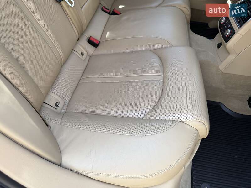 Седан Audi A6 2012 в Виннице