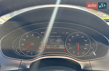 Седан Audi A6 2015 в 