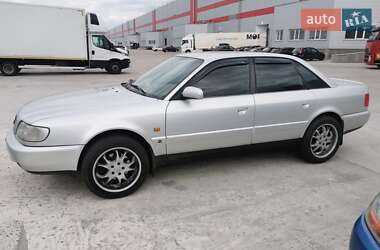 Седан Audi A6 1995 в Глевахе