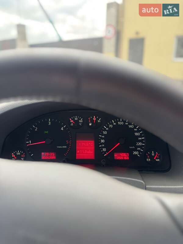 Седан Audi A6 2001 в Житомире