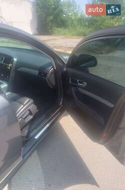 Седан Audi A6 2010 в 