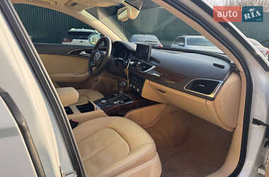 Седан Audi A6 2013 в 