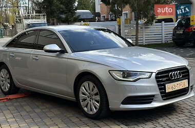 Седан Audi A6 2012 в 