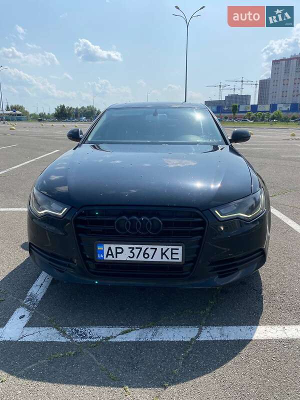Седан Audi A6 2012 в 