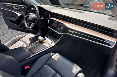 Седан Audi A6 2018 в 