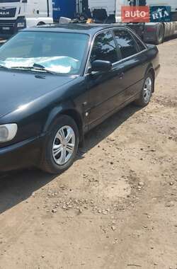 Седан Audi A6 1995 в 