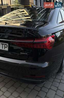 Седан Audi A6 2023 в 